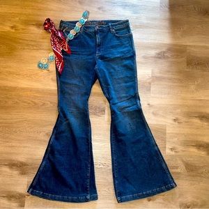Wrangler Flare Jeans